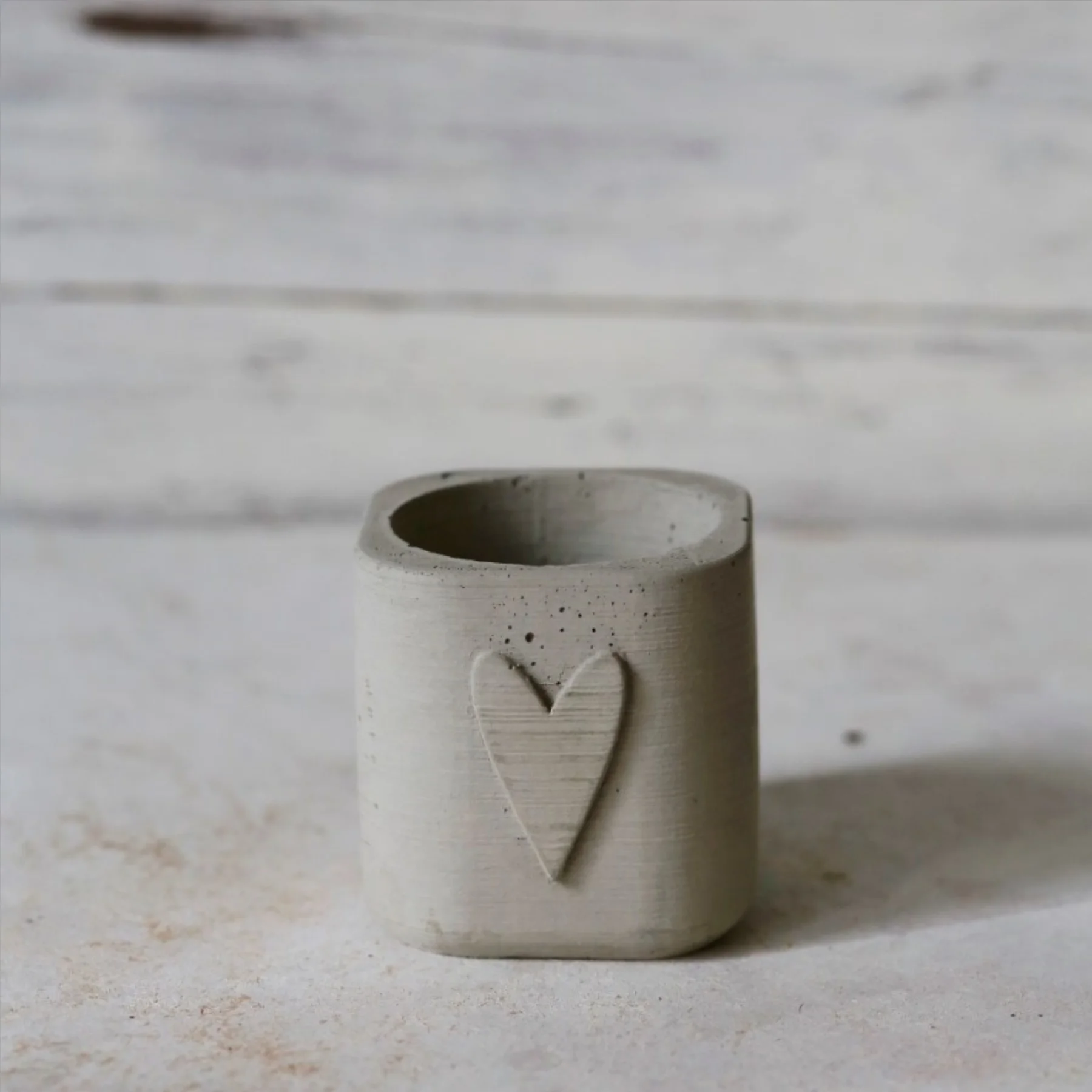 

Handmade Hollow Concrete Pot-39