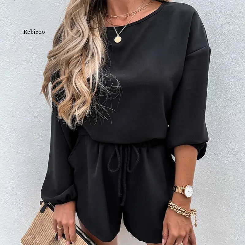 

Women Casual Tracksuit Two Piece Sets Oversize Sweatshirts and Shorts Sportswear Outfit Solid Set Summer Female Streetwear Suits