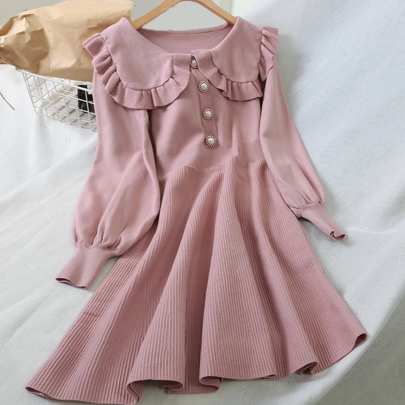 Женское платье с оборками повседневное однотонное трапециевидное до колена