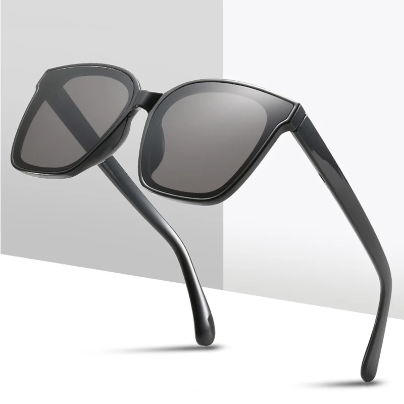 

Fashion Square Sunglasses Vintage Oversized Women Brand Designer Luxury Black Frame Sun Glasses for Women Female UV400 Shades