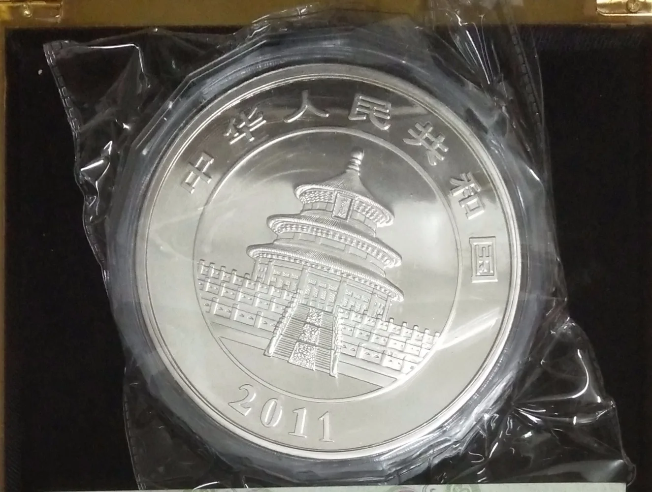 Распродажа 2011 Китайская панда памятная Позолоченная серебряная монета 1 кг с КоА и коробкой для коллекционный подарок