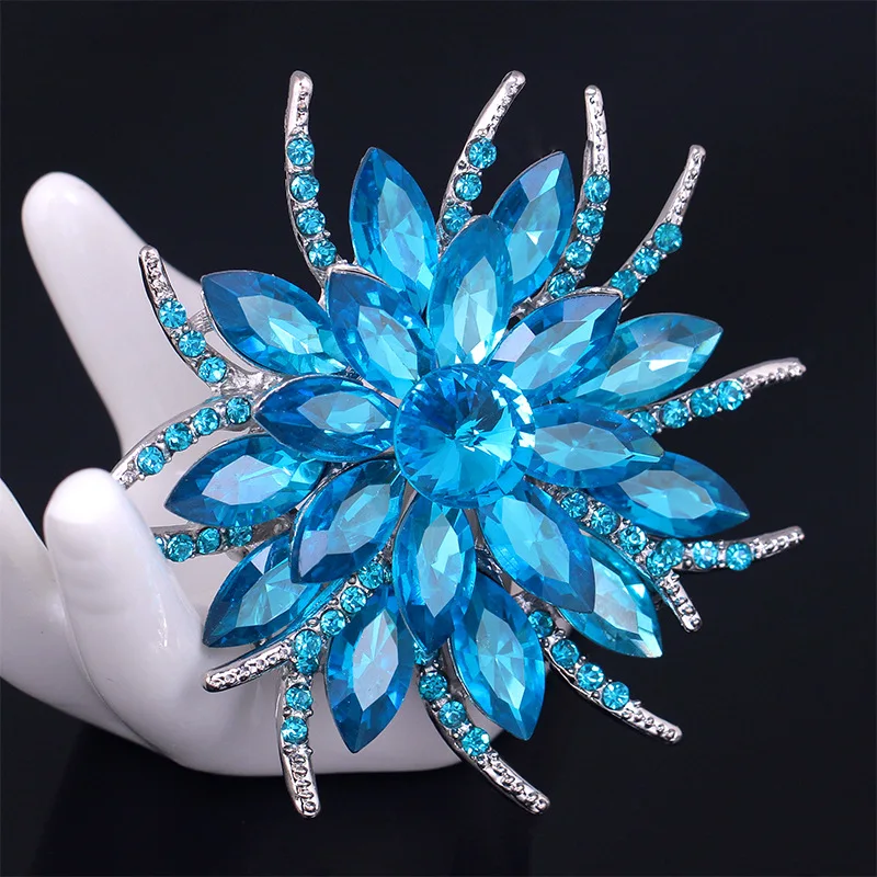 

Large Crystal Brooch Fashion Korean Female Brooch Pin Vintage Fashion Jewelry Birthday Gift