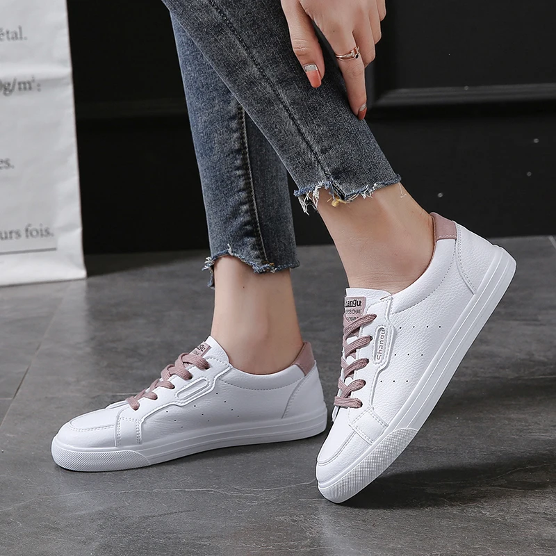 

Spring Summer Women's New White Casual Board Shoes Breathable Trend Flat Shoes Women Comfortable Simple Shoes U20-06