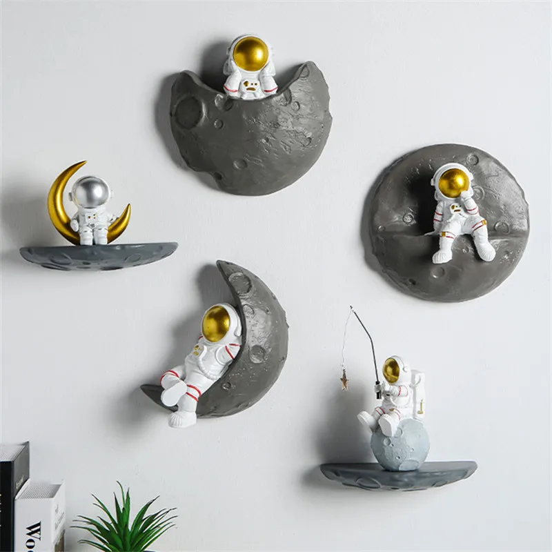 

BAO GUANG TA Creative Astronaut Figure Stereo Wall Hanging Home Decor Spaceman Modern Resin Crafts Background Decoration A2183