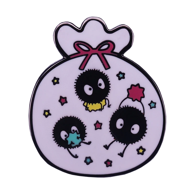 Эмалированная булавка для лацкана Soot Sprite studio ghiали Булавка С персонажами