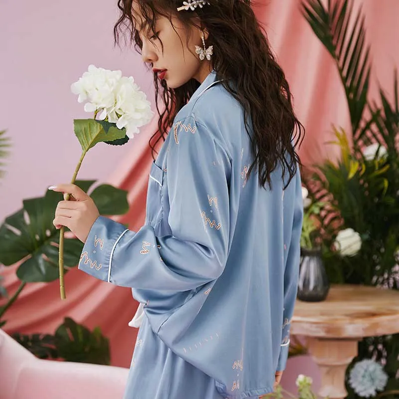 

2020 Autumn New Women Simple Style Ice-Silk Pajamas Set Comfort Soft Satin Homewear Loose Tender Ladies Sleepwear Casual Wear