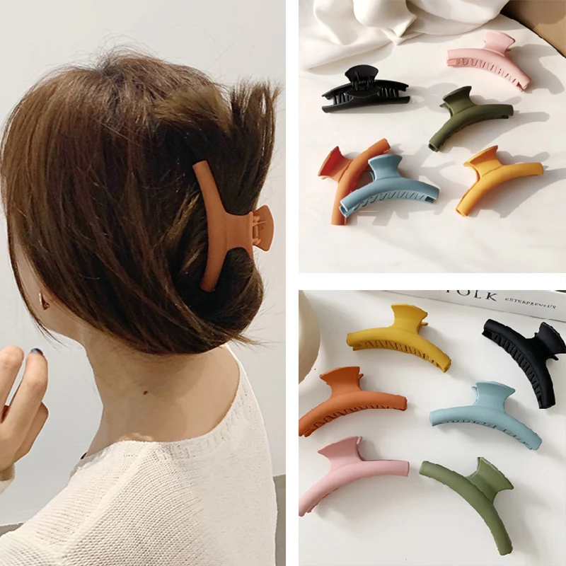 

Color Frosted Rubber Big Barrette Crab Hair Claws Bath Hair Claw Ponytail Clip Large Hair Clamps Claw Clip Simple Clip for Women