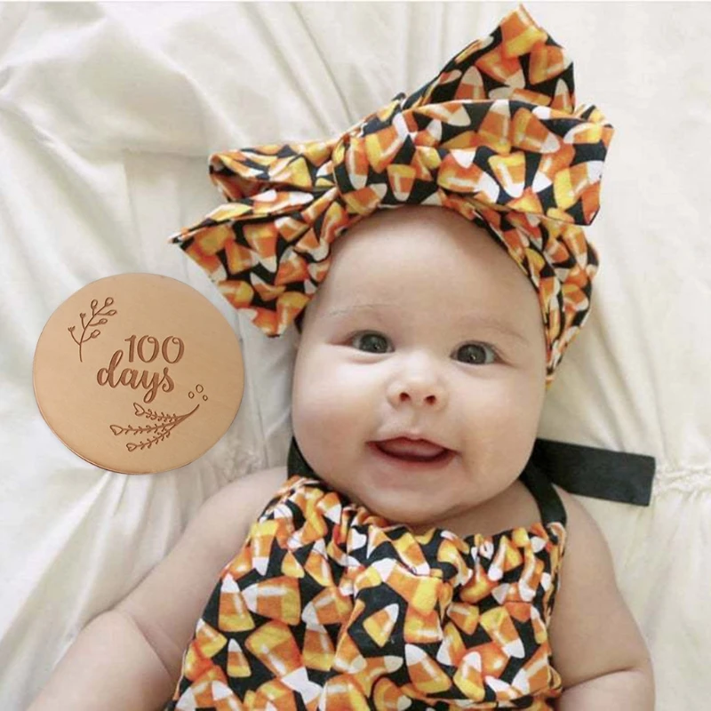 

Newborn Milestone Blocks Wooden Commemorative Baby Birth Monthly Recording Cards