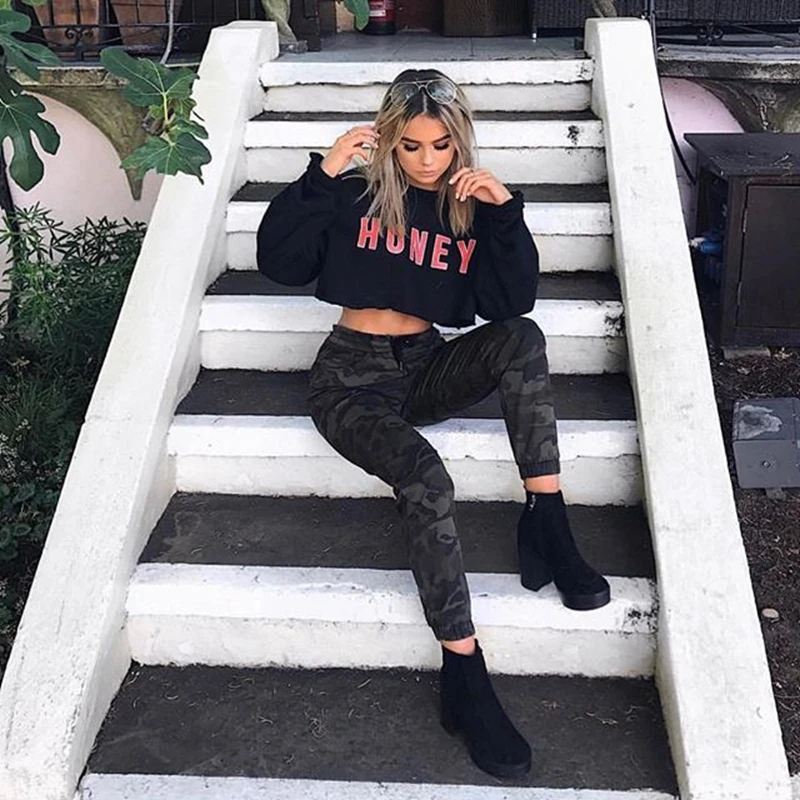 Модный черный укороченный топ с длинным рукавом Женская Сексуальная футболка