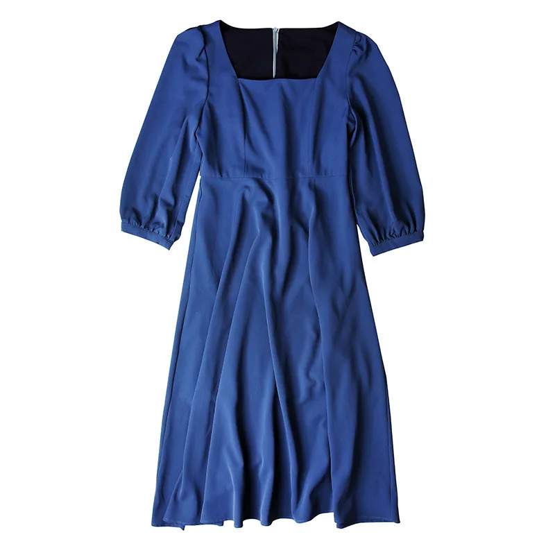 

2021 spring temperament light mature in the wind long over the knee temperament drooping square neck waist slim big swing A-line