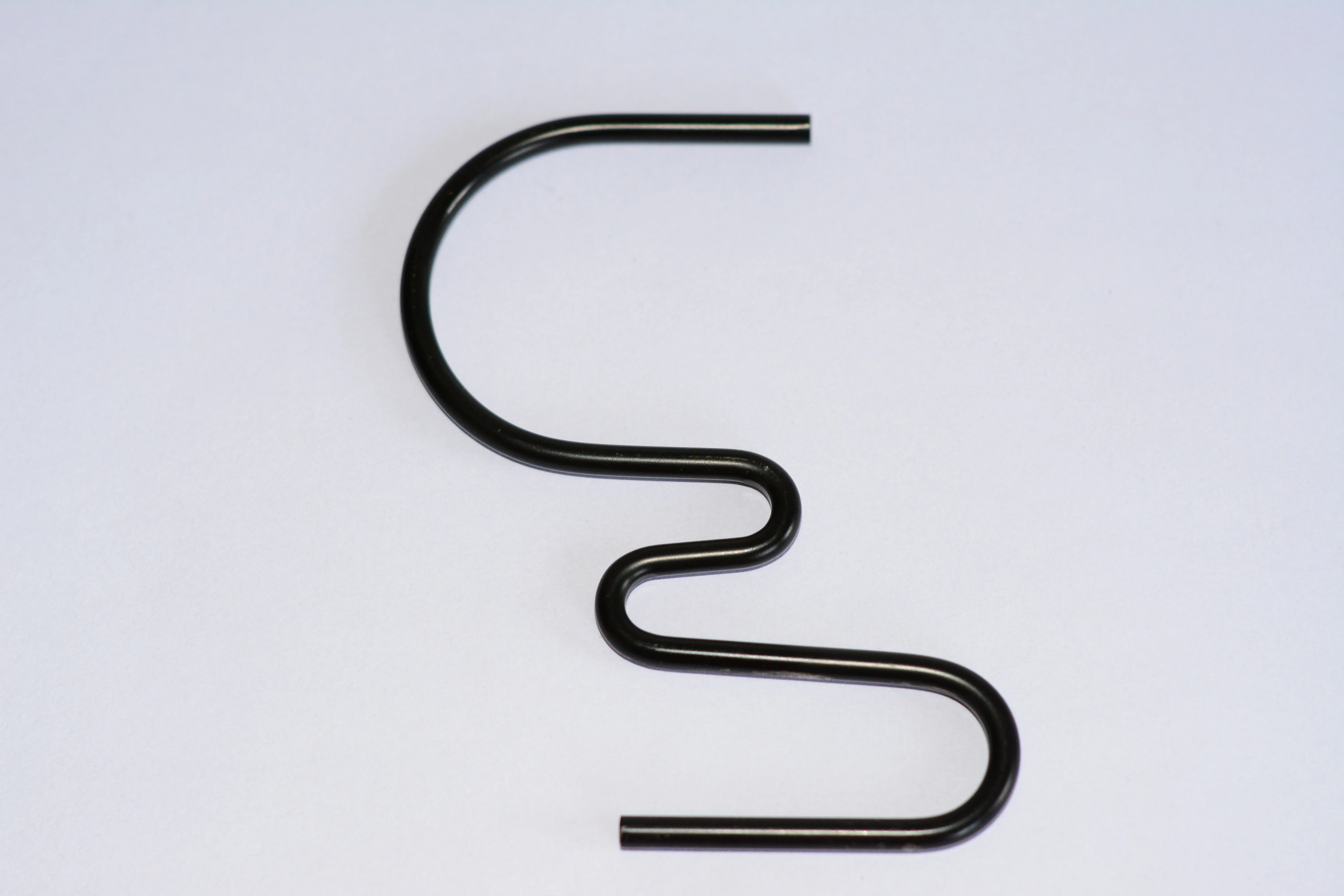 10 шт. висит Джинсы Маленькие Размеры черный металлическая вешалка для брюк шарф