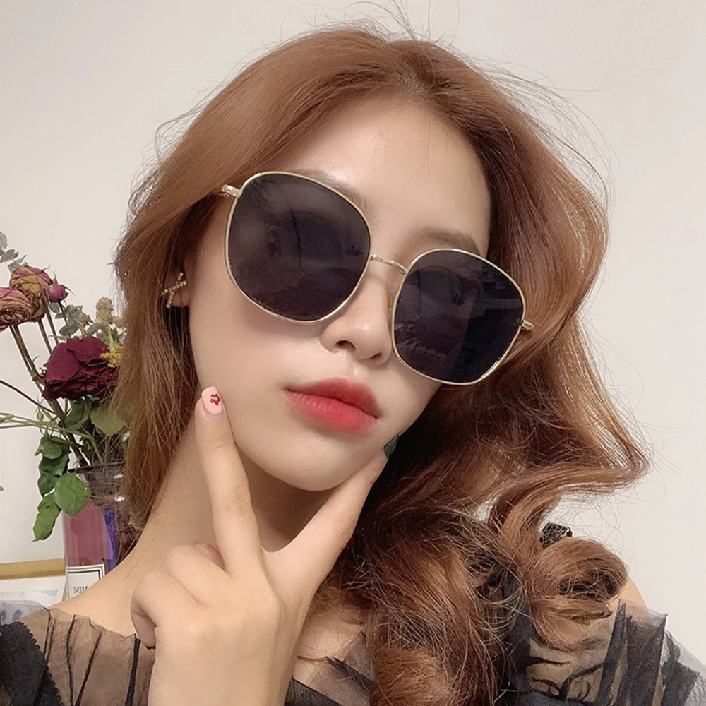 Модные женские солнцезащитные очки роскошные дизайнерские новые мужские для