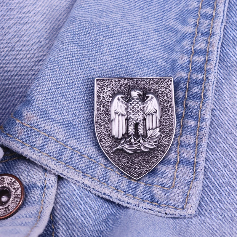 German WWII era Eagle badges | Brooches