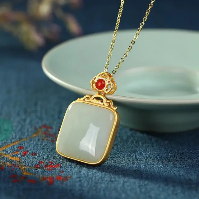 

S925 Sterling Silver Gold Hetian Jade Gray Jade Square Plate Pendant Vintage Jade Ladies Clavicle Chain Necklace Sweater Chain