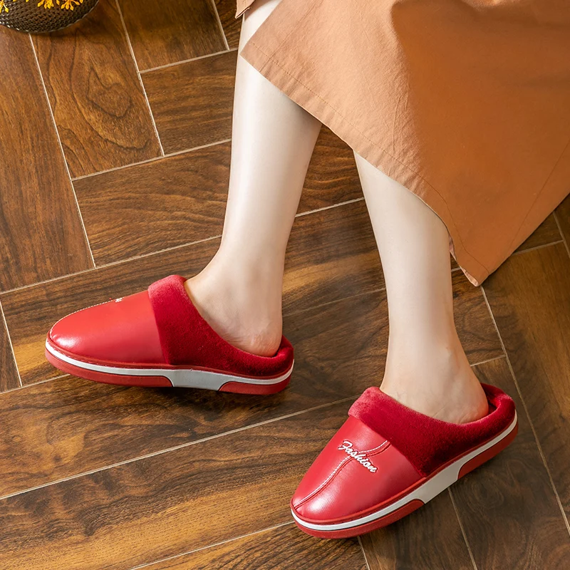 

PU Waterproof Slippers Women Slip On Fuzzy Slides Winter Plush Keep Warm Flat with Home Shoes Soft Comfortable Female Slippers