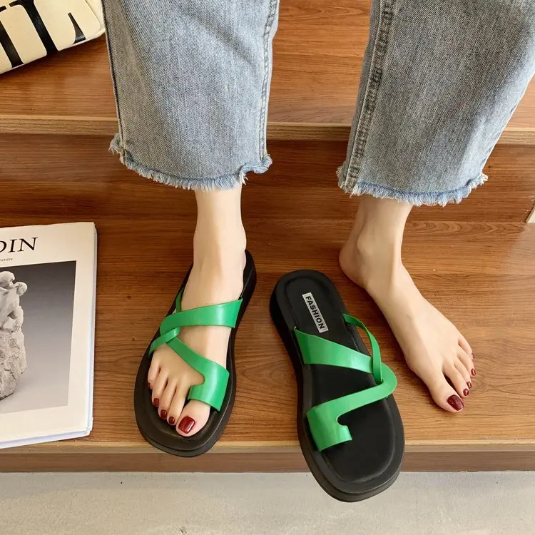 

Fashion 2021 Women Flip Flop Slippers Shoes Summer Outdoor Sandals Female Wedges Slides Ladies Sandals Slides For Woman Slippers