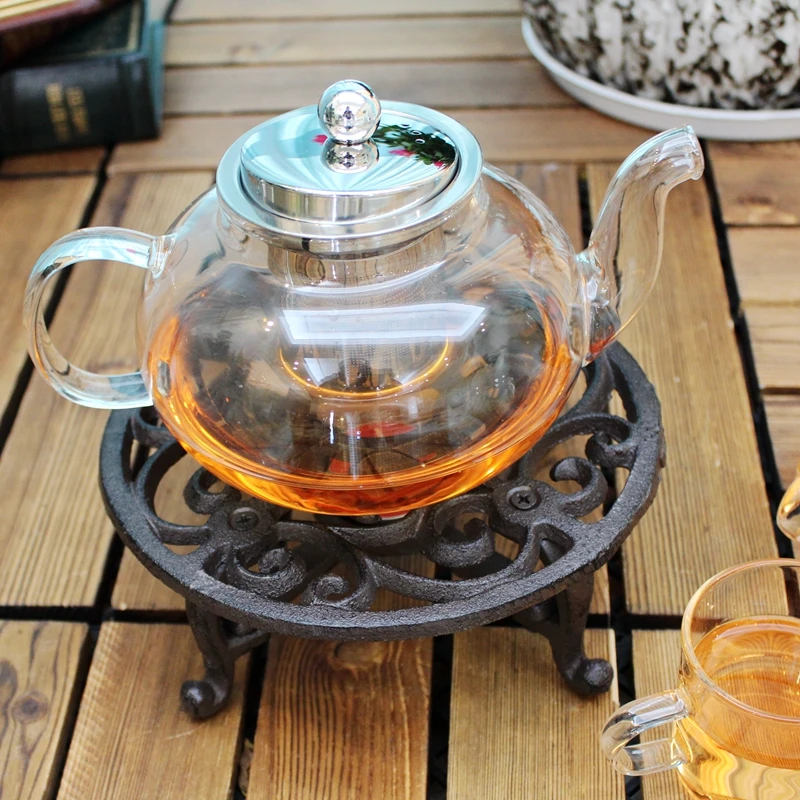 Европейский круглый подсвечник в стиле ретро металлический из чугуна восковой