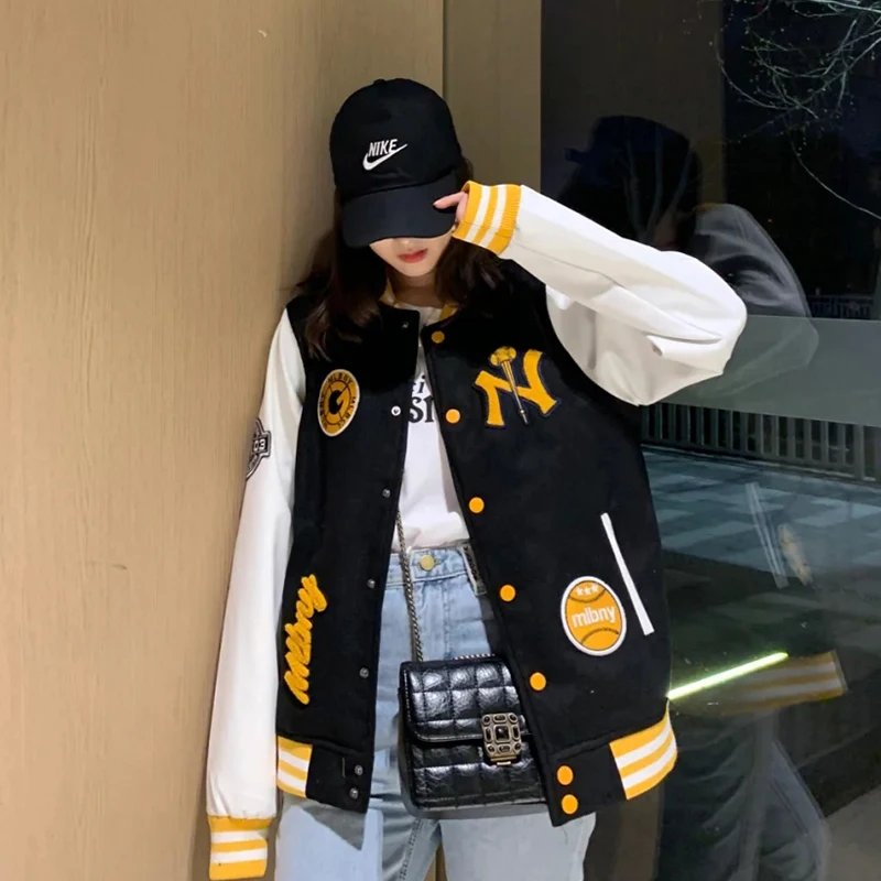 

Embroidery Baseball Jackets Men Stitching Furry Letter Jacket Hip Hop Loose Chaquetas Oversized Unisex Couple Streetwear Spring