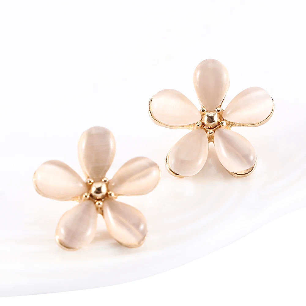 Женские серьги гвоздики в виде цветка Элегантные корейские с пятилепестками