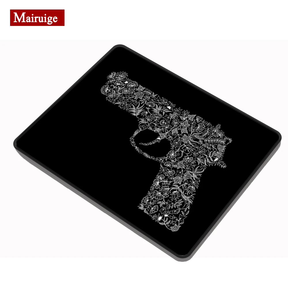 

Pattern Pistol Black Cloth Mouse Pad Gun Parts M14 AR15 HK45 AK47 98K Gamer Speed Pc Compute Desk Mat Small Mousepad 20x18cm