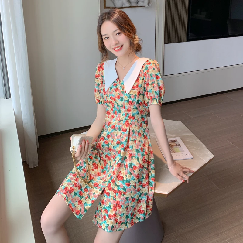 

Make floral dress little women's clothing in the new tide summer goddess temperament van clothes in early spring