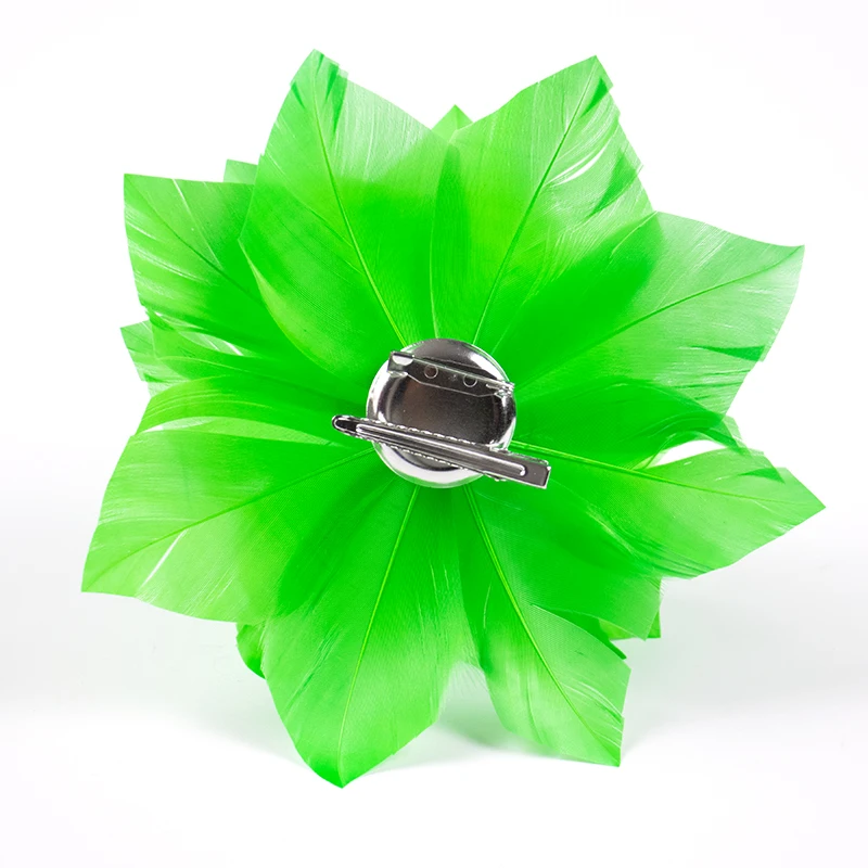 

Clip Hair Accessory with Feather / Bridal Hair Pin / Feathers Flowers 1 Piece Wedding / Women's Feather Headpiece