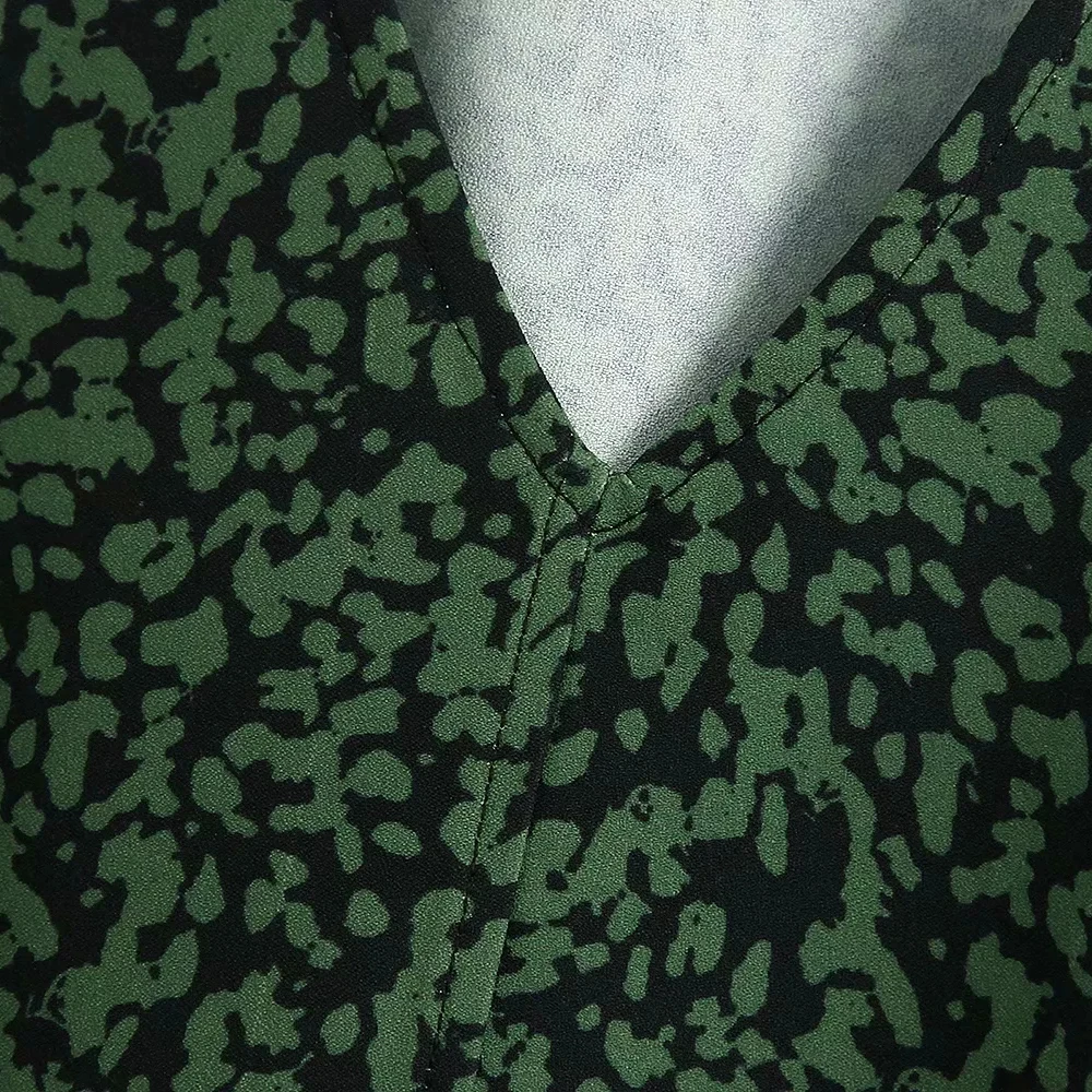 Новинка женское весеннее платье с длинным рукавом и v образным вырезом зеленое