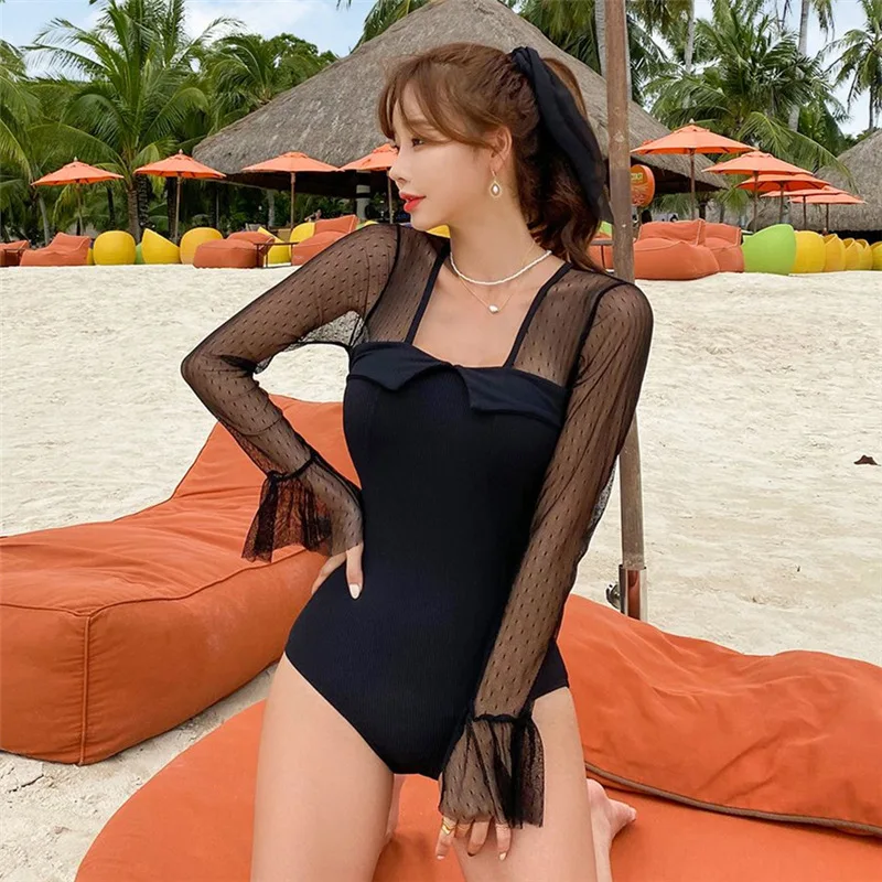 

Корейская версия 2021 года, новинка, газовый купальник с длинным рукавом закрывает живот, изящный Женский цельный купальник, модный и сексуал...