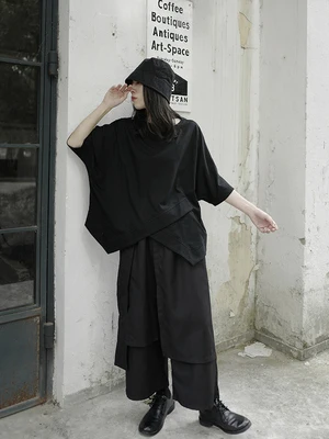 Мужские и женские футболки нейтральные с асимметричными свободными рукавами