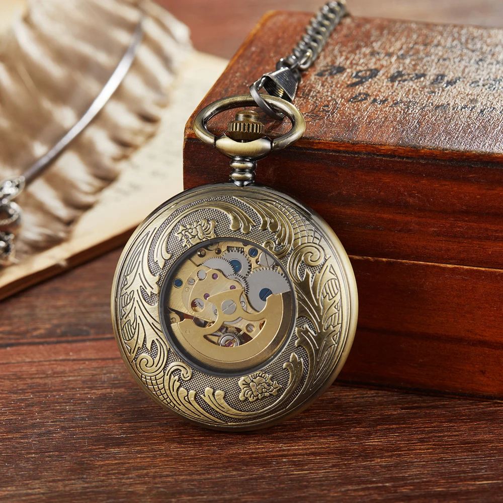 Gold Mechanical Hand Wind Antique Pocket Watch Exquisite Roman Numerals Display Luxurious Atmosphere Pendant Clock Gifts Elder