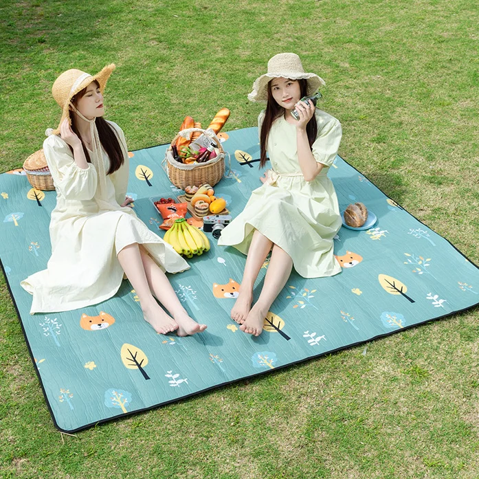 

Moisture Proof Camping Mat Picnic Blanket Waterproof Portable Large Ultralight Camping Mat Outdoor Piknik Sporting Goods