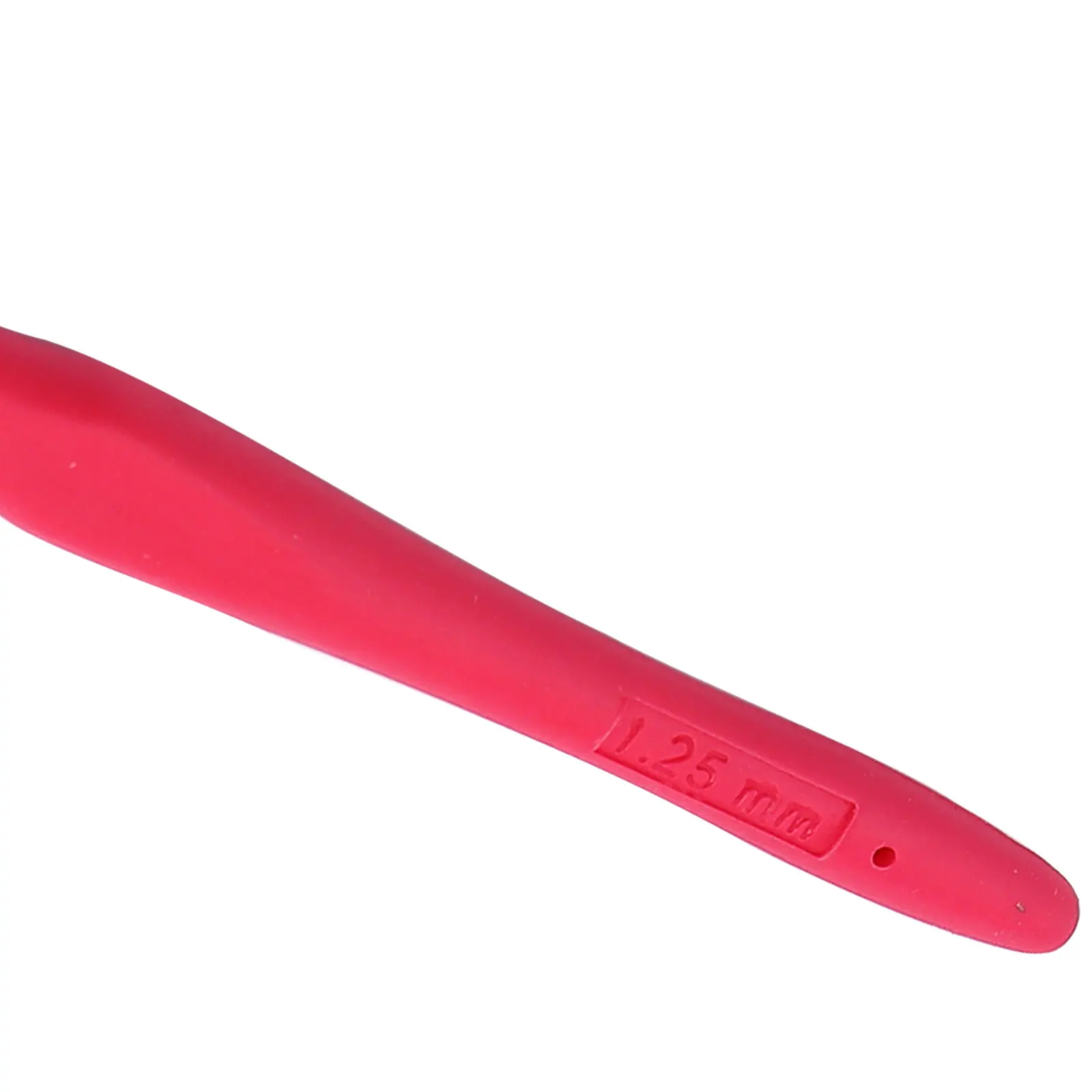 

5pcs/Set Aluminum Crochet Hooks Needles 1.25mm Hot Pink Sweater Yarn Knitting Craft Case Crochet Weaving Sewing Tool 13cm long