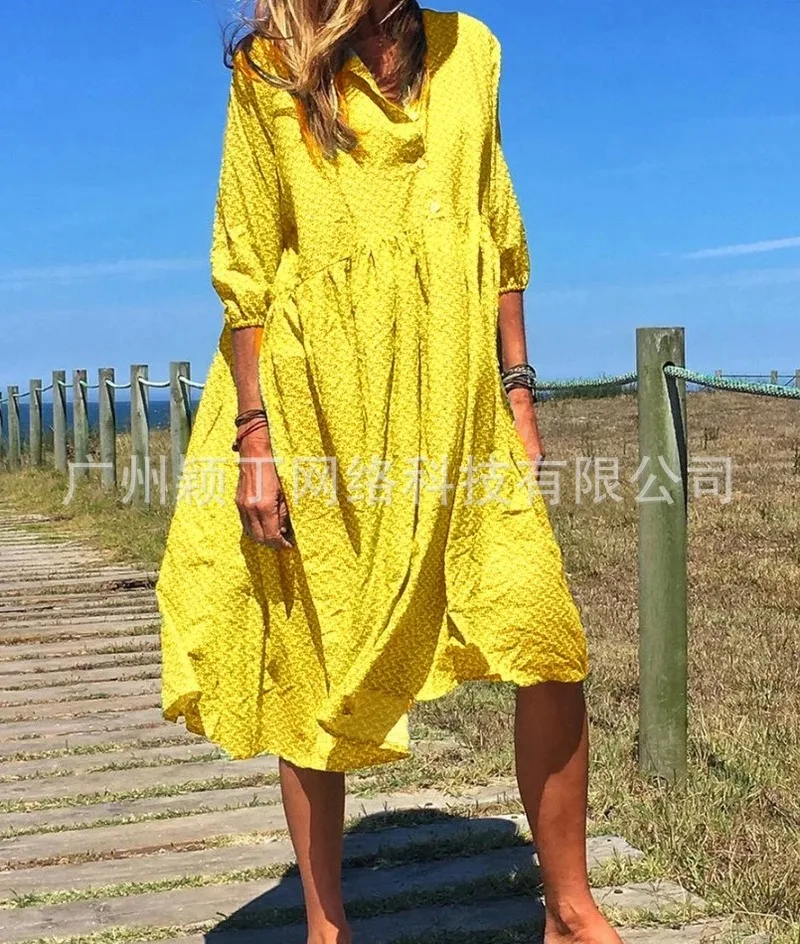 Женское платье с глубоким V-образным вырезом и оборками | Женская одежда