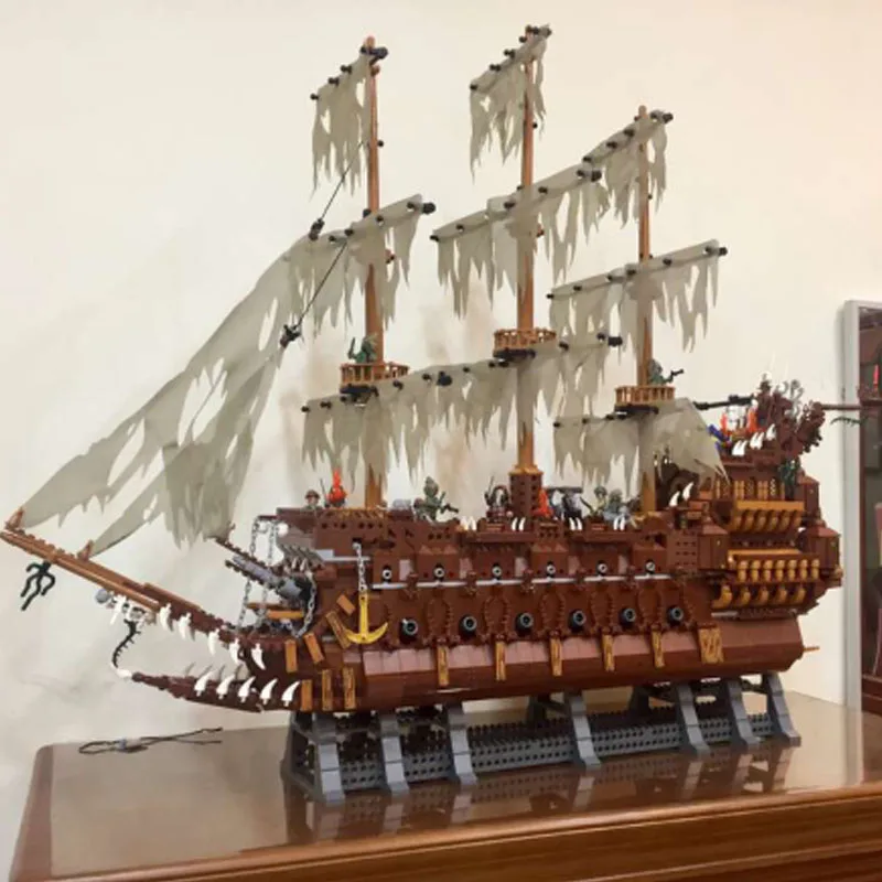Конструктор пиратские корабли из строительных блоков 16016 | Игрушки и хобби
