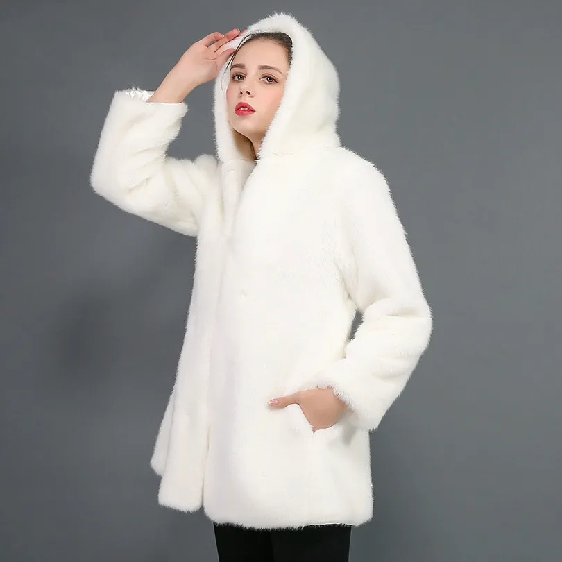 Плотное теплое пальто из искусственного меха черного цвета с капюшоном Manteau Fourrure