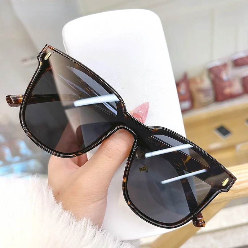 

2021 New Oversized Square Sunglasses Women Luxury Brand Sunglass Men Vintage Colored Shades Black Goggle UV400 gafas de sol para