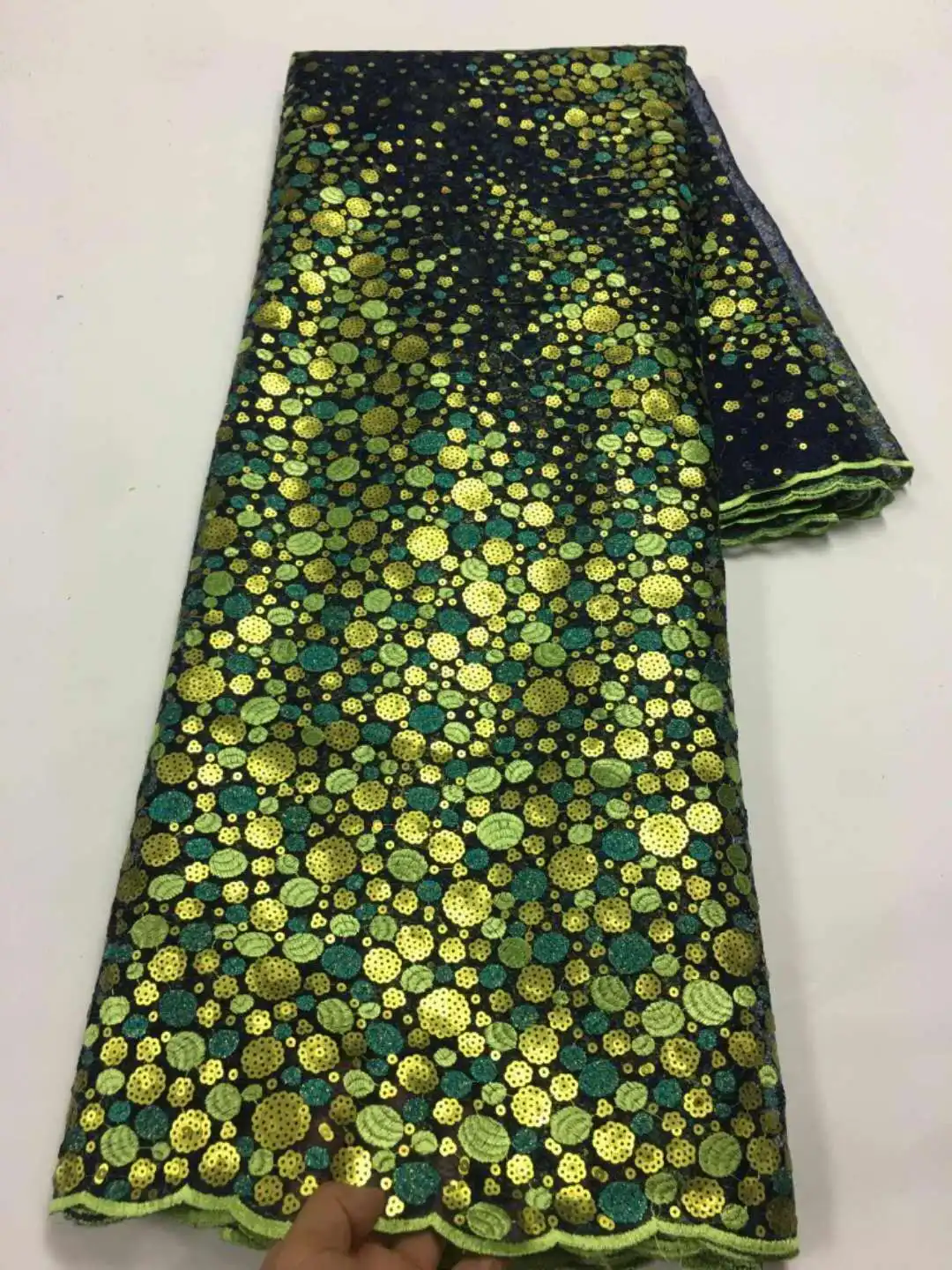 

2021 New African Lace Fabric High Quality French Nigeria Embroidered Sequined Tulle Lace Fabric PM3920