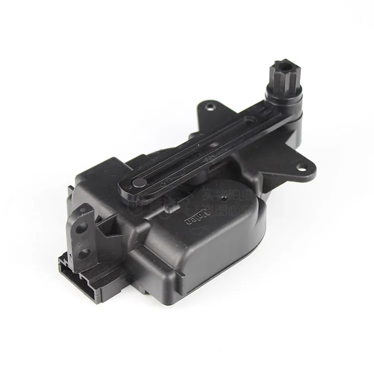 Внутренний и внешний вентиляторный контроллер кондиционера для VW Passat B5 |