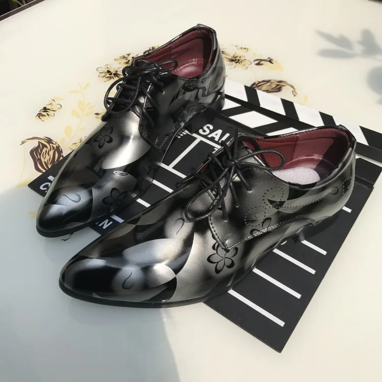 Роскошные весенние мужские свадебные туфли из лакированной кожи Деловые