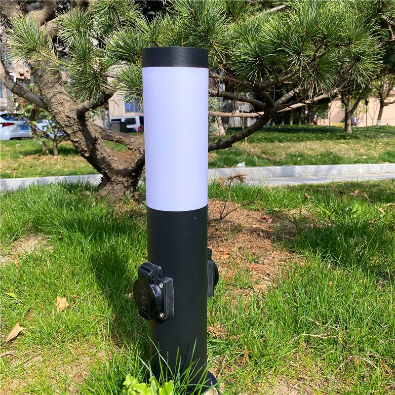 

VANDOOTEC Садовая лампа с розетками 3680 Вт