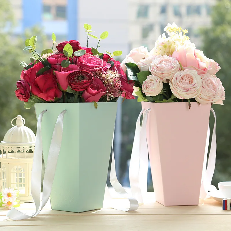 

Pure Color Flower Paper Boxes With Handhold Hug Bucket Florist Gift Packaging Box Party Gift Packing Cardboard