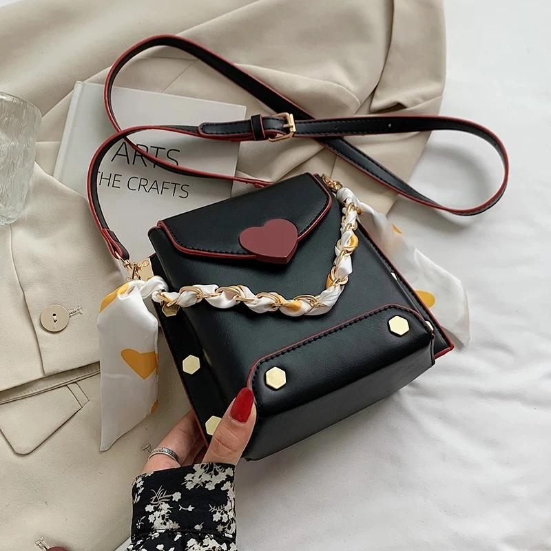 

Mini Cute Ribbon Chain Crossbody Messenger Bags for Women 2021 Simple Mobile Phone Trends Travel Shoulder Bag Purses Handbag