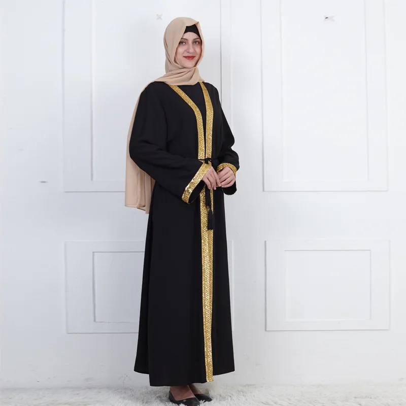 Женское платье с блестками длинное в арабском и мусульманском стиле |