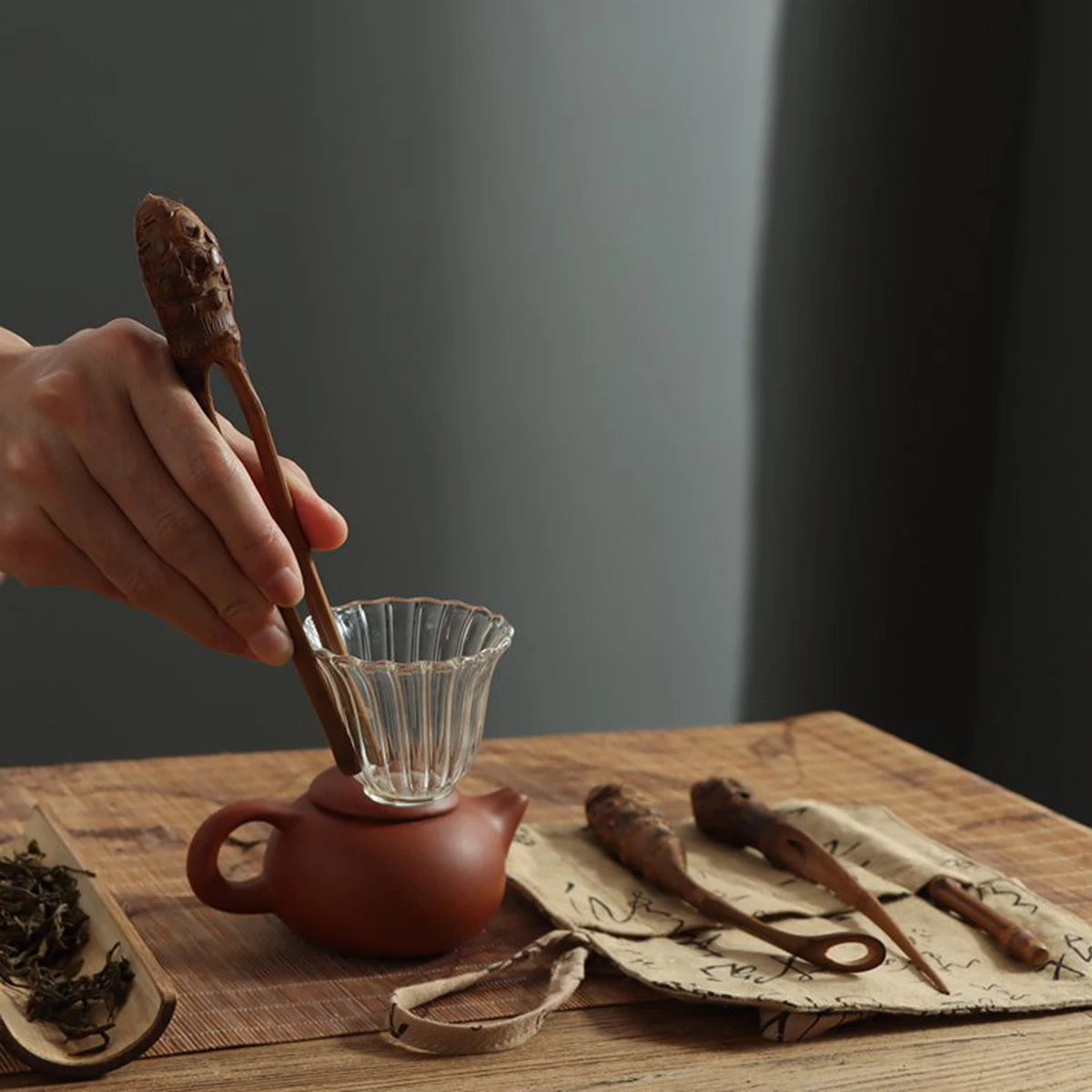 Juego de t&eacute; de ra&iacute;z de bamb&uacute;, accesorios para la ceremonia del t&eacute;, cinco piezas naturales hechas a mano, pinza para t&eacute;, saucer de aguja de t&eacute; con fugas-2