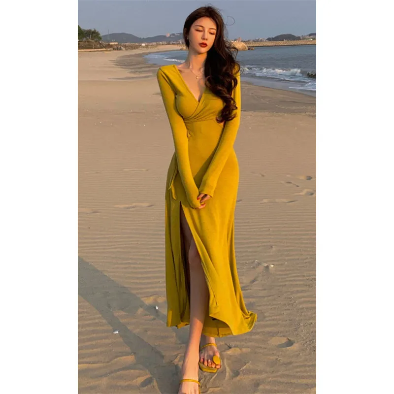 

2021 New Fashion Sexy Women's V-Neck Open-Back Split Slimming Knit Dress