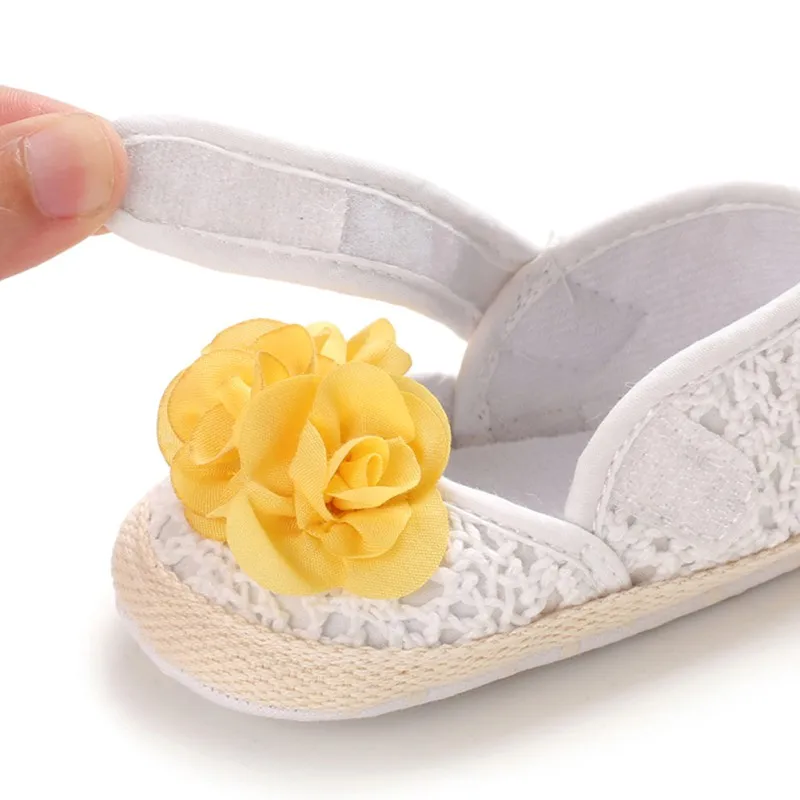 

Baby Girl Shoes Cute Flower Design Cotton Casual Sneakers Toddler Soft Soled Walking Girl Shoes