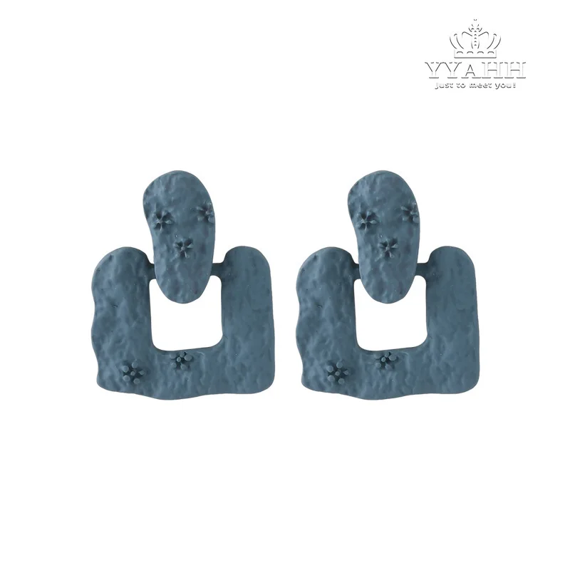

South Korean Fashion Retro Niche Design Morandi Spray Painted Geometric Square Flower Earrings Female