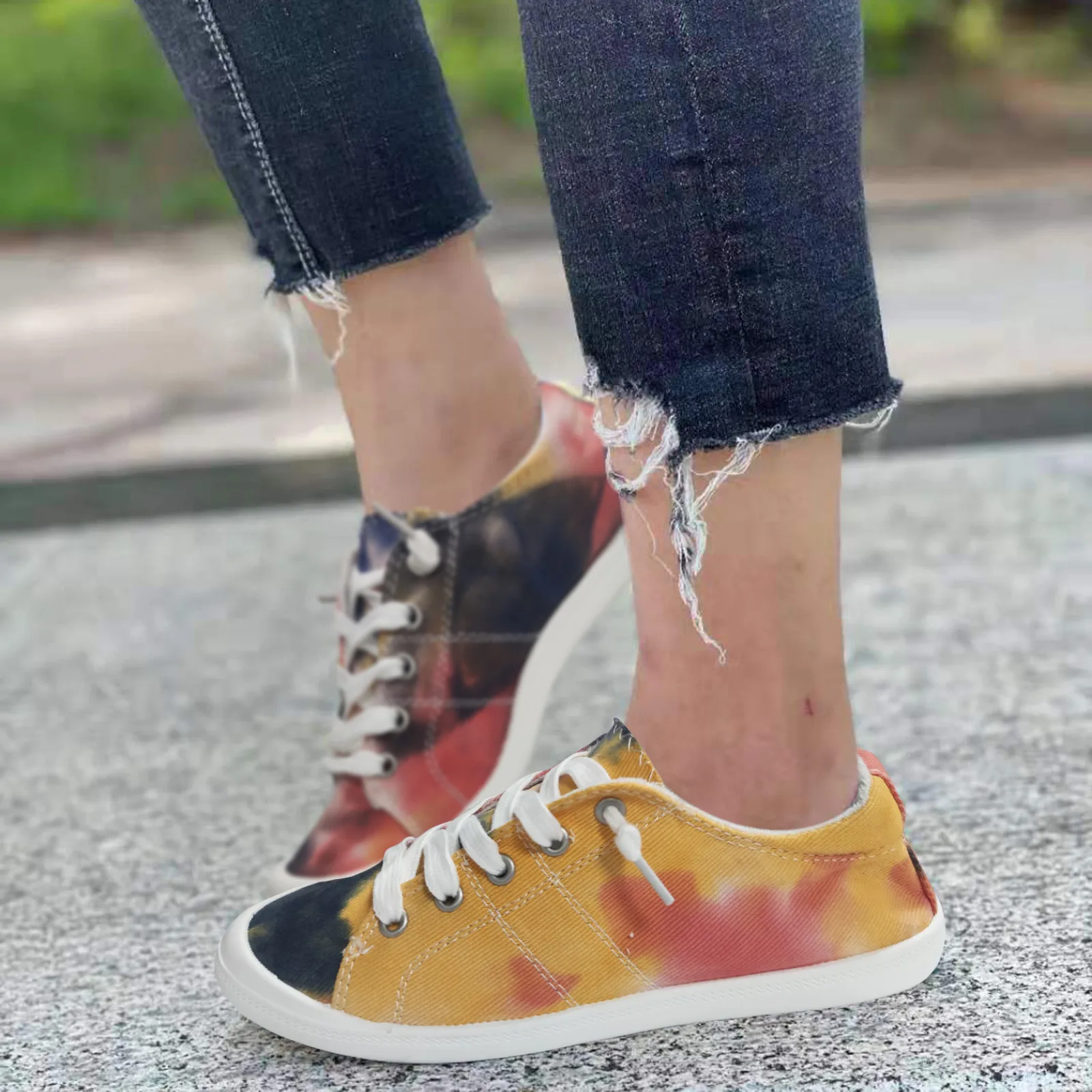 

Women's Vulcanize Shoes Leisure Breathable Mesh Outdoor Fitness Running Sport Sneakers Tie Dyed Non Positioning Casual Shoes