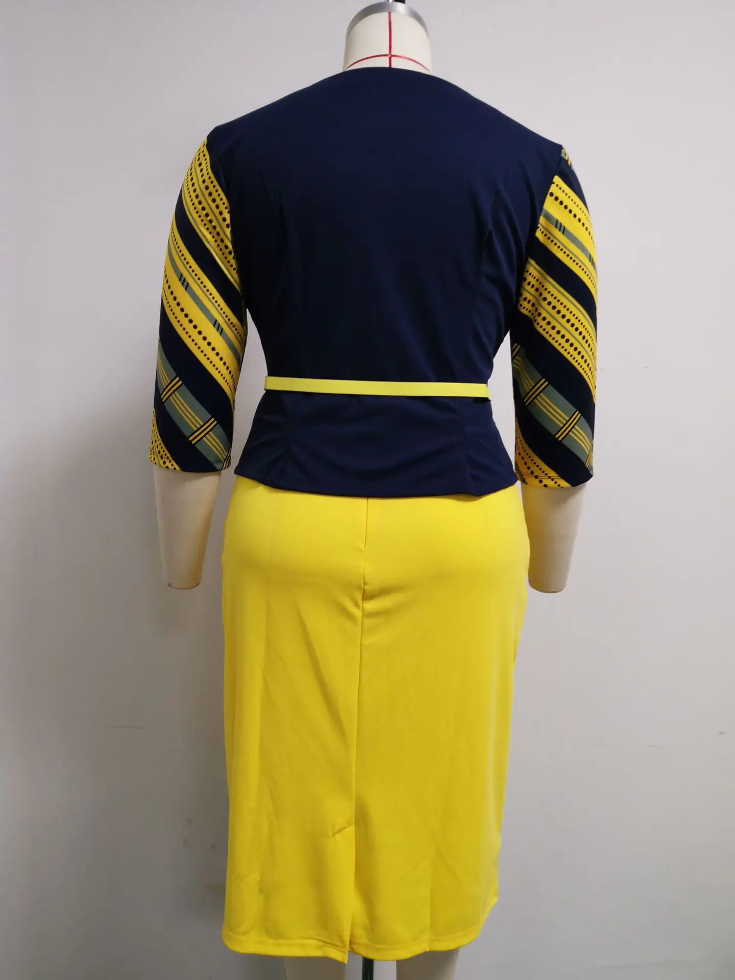 

2021 Autumn African Women Two Pieces Sets Top and Skirt Plus Size Clothing for Women African Clothes European Clothing 2XL-6XL