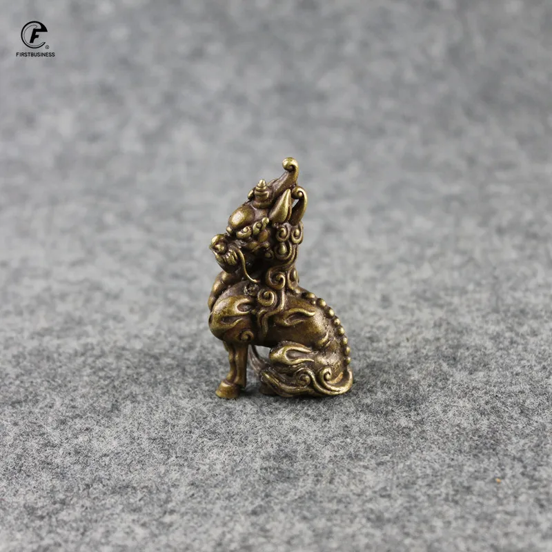 Старинный счастливый зверь Суан НИИ бронзовое украшение сын дракона выглядит